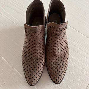 Leather Steve Madden Booties Size 8